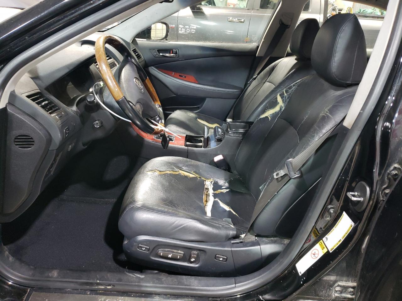 2009 Lexus ES - Image 7