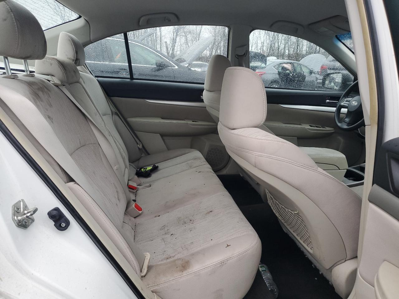2013 Subaru Legacy - Image 10