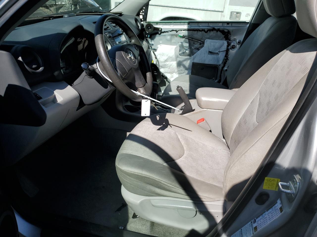 2011 Toyota RAV 4 - Image 7