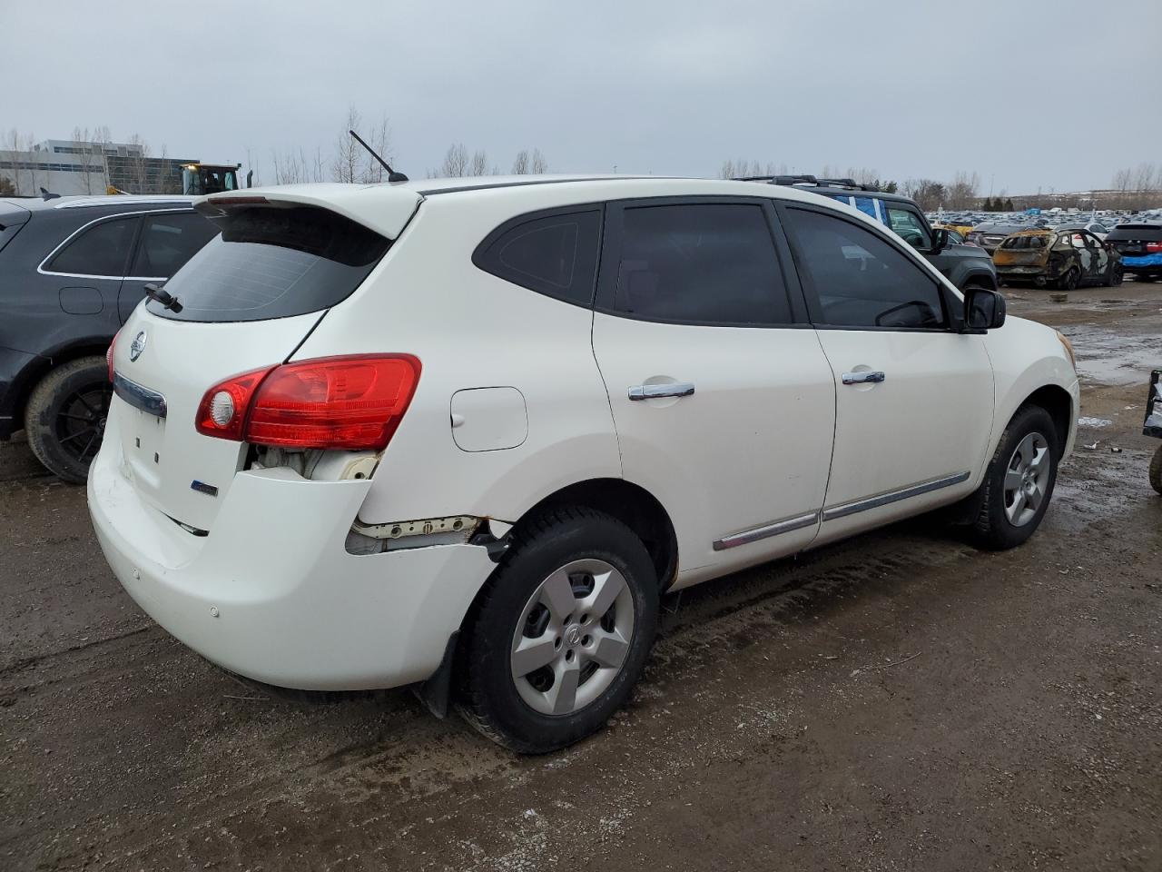 2011 Nissan Rogue - Image 3
