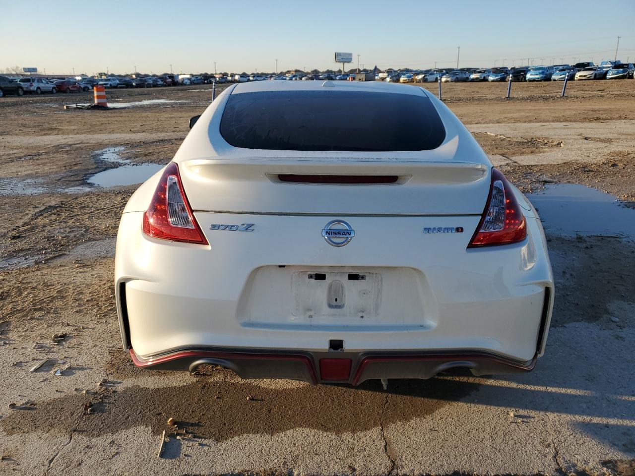 2018 Nissan 370Z - Image 6