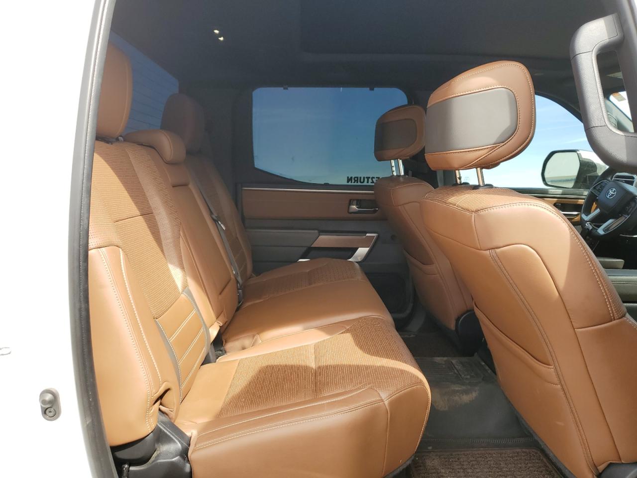 2023 Toyota Tundra - Image 10