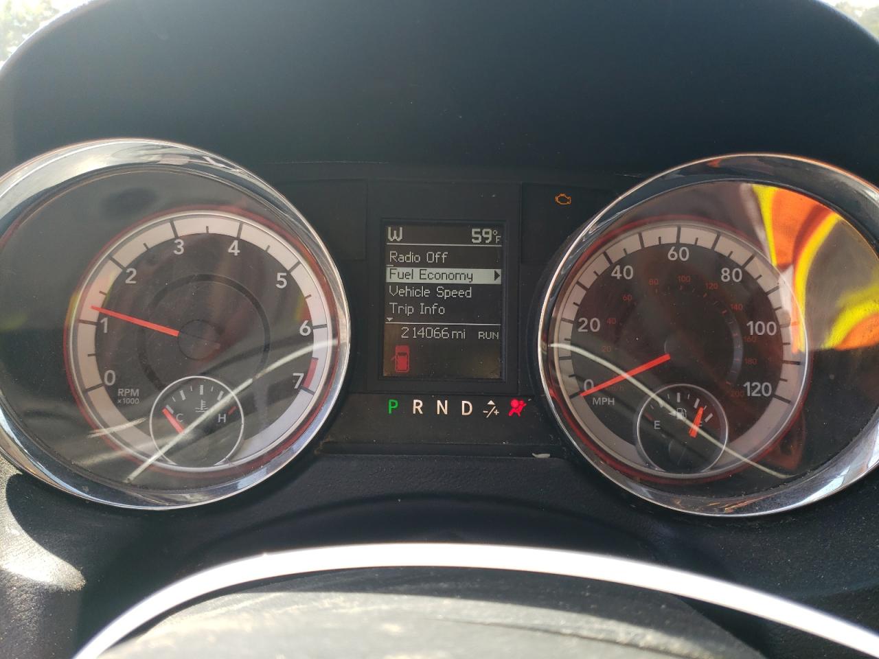 2015 Dodge Caravan - Image 9