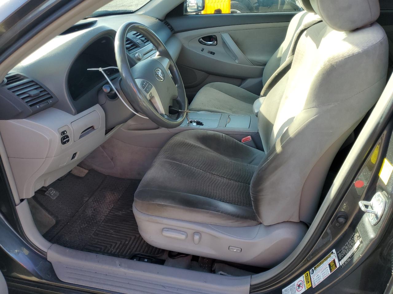 2011 Toyota Camry - Image 7