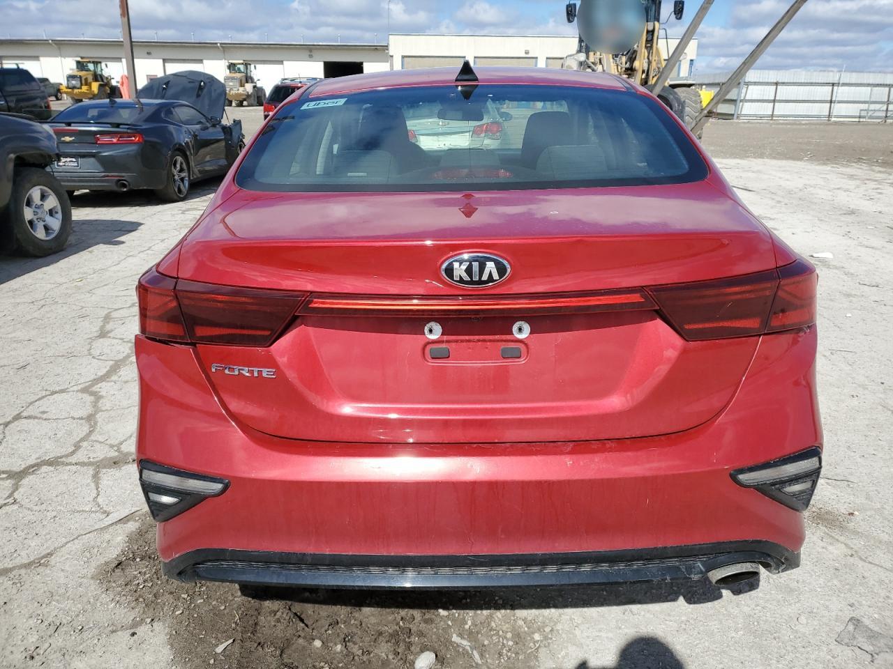 2019 Kia Forte - Image 6