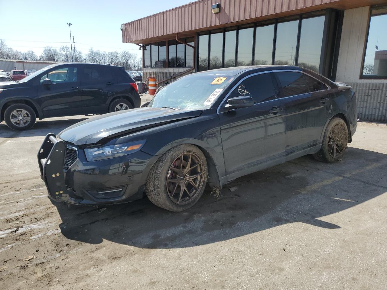2013 Ford Taurus Sho for Sale in Fort Wayne, IN - Front End