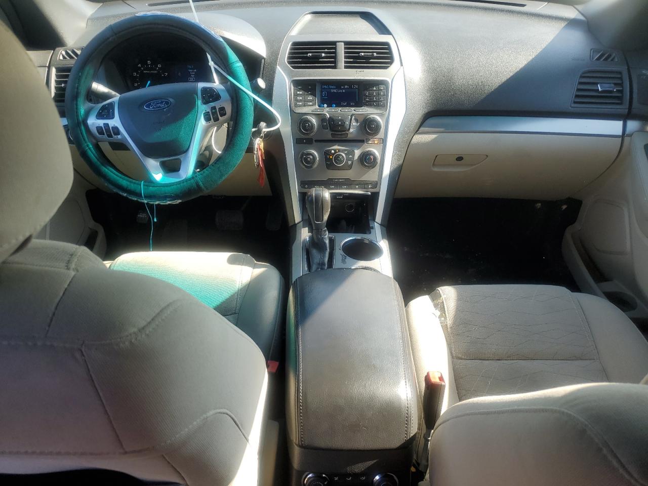 2014 Ford Explorer - Image 8