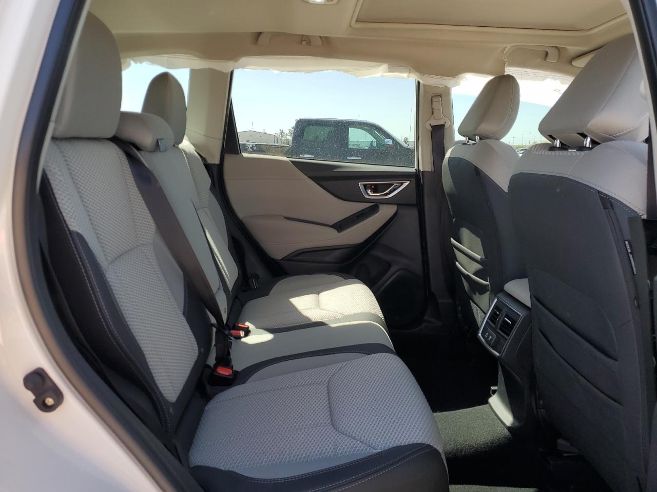 2024 Subaru Forester - Image 11