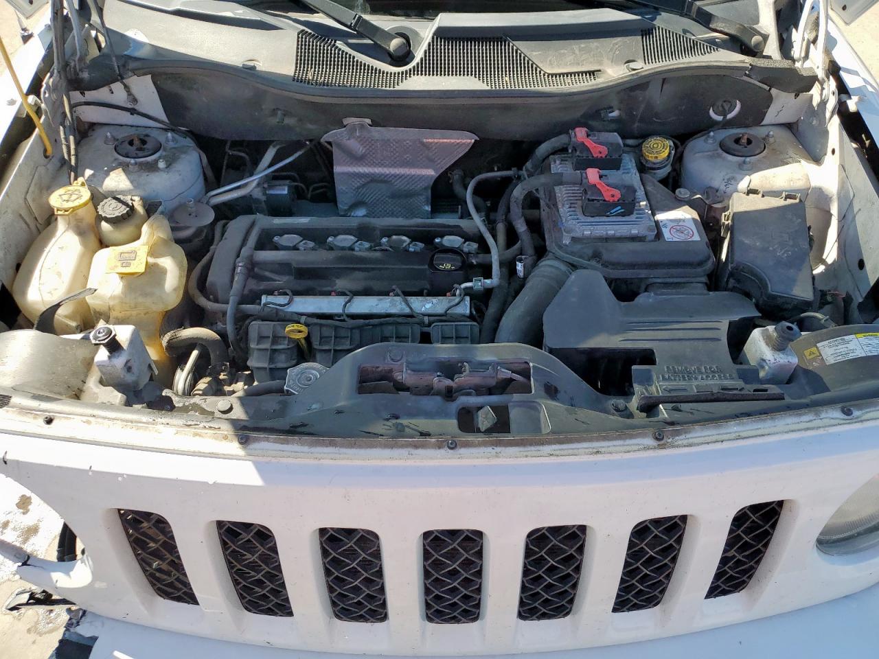 2011 Jeep Liberty (Patriot) - Image 12