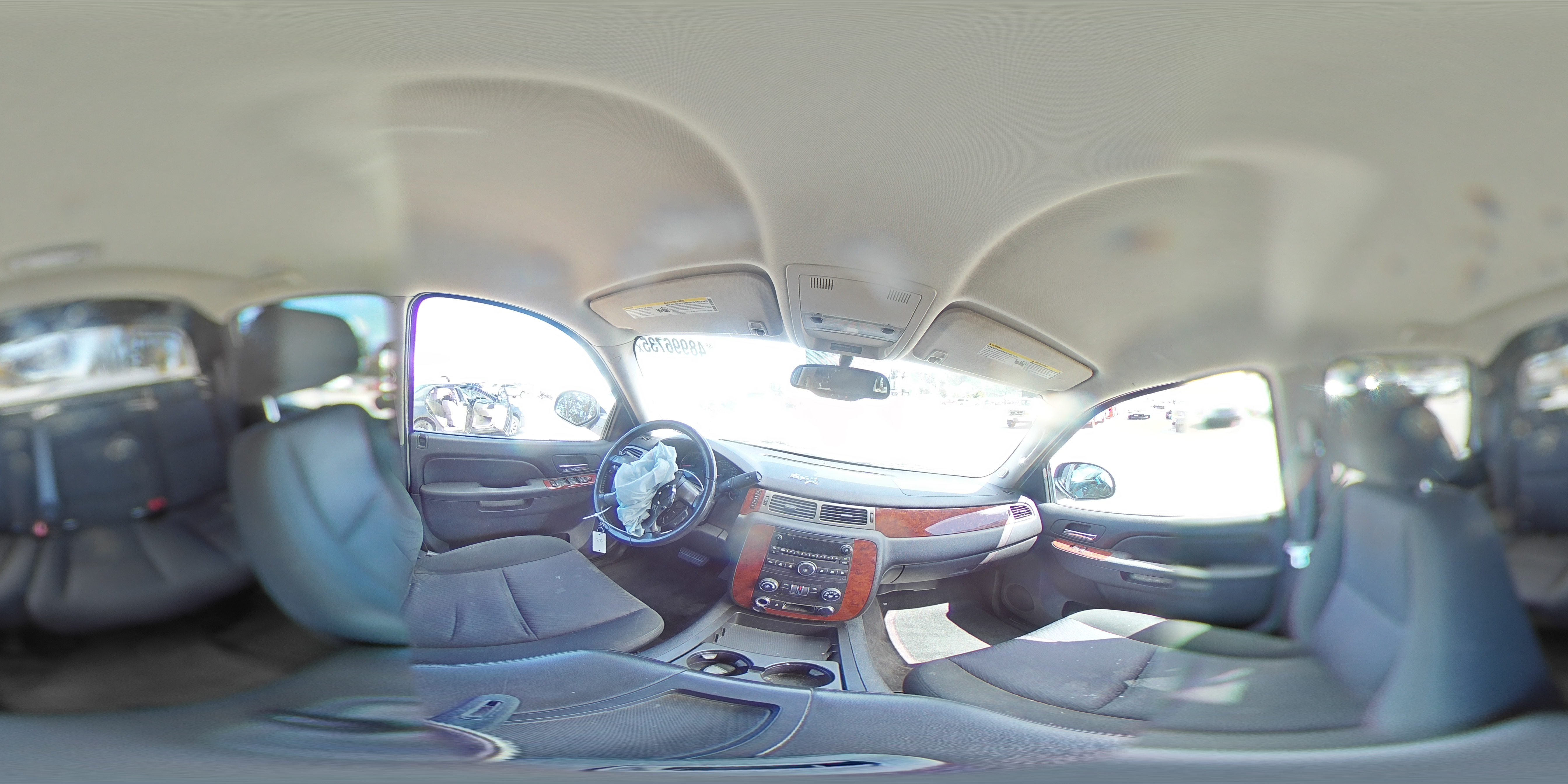 2012 Chevrolet Avalanche - Image 13