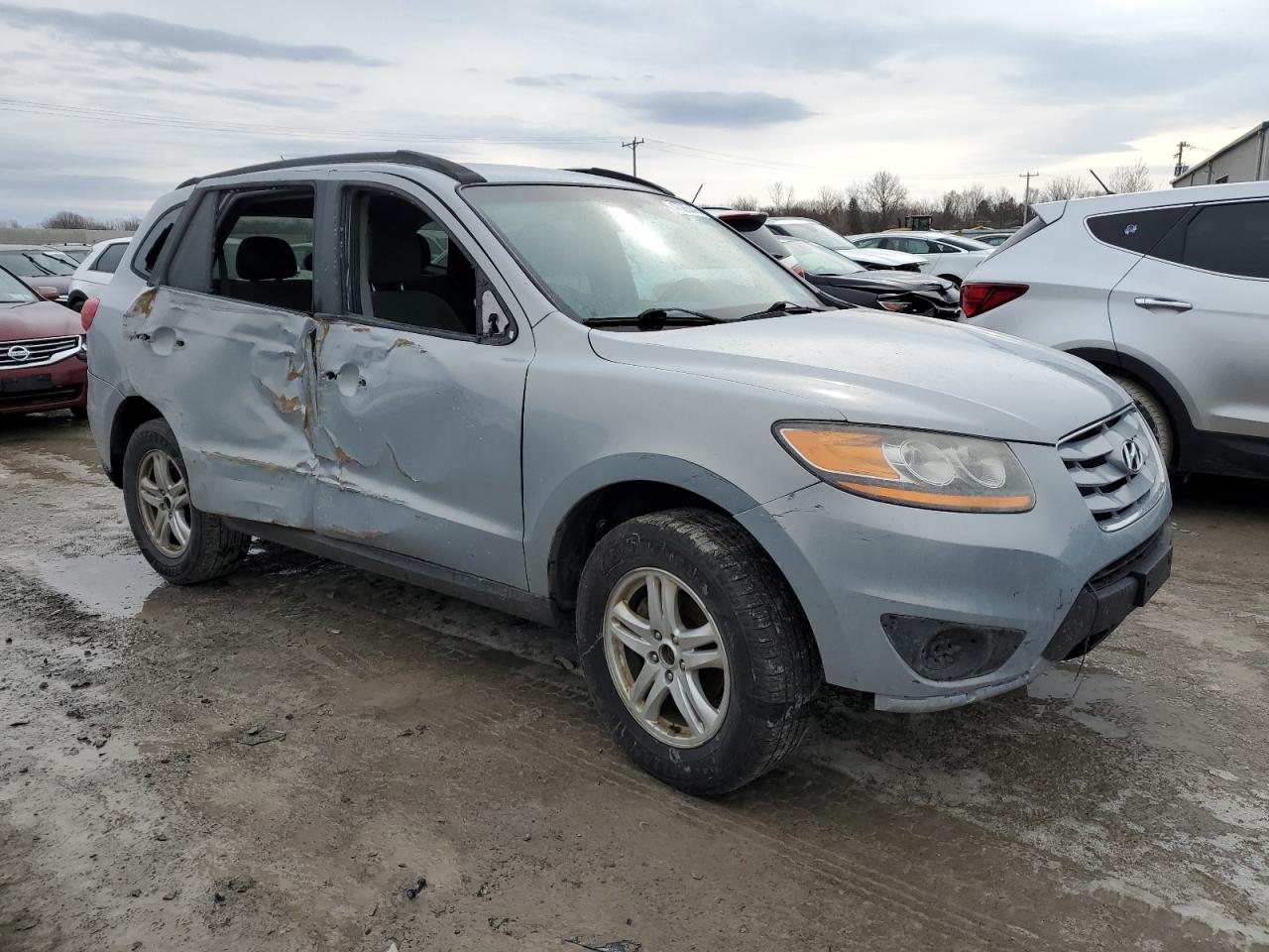 2010 Hyundai Santa Fe - Image 4