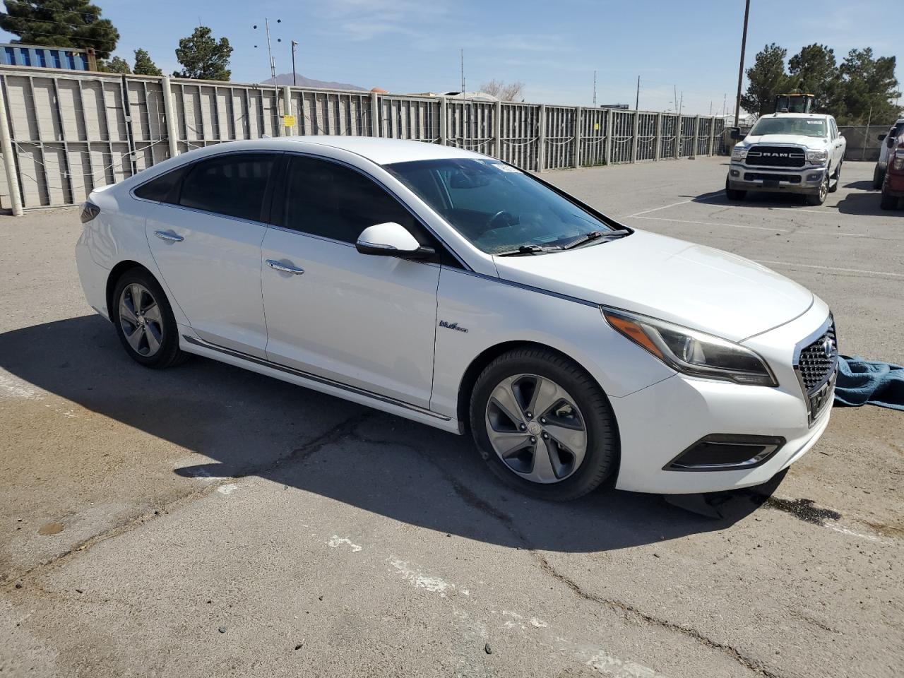 2017 Hyundai Sonata - Image 4
