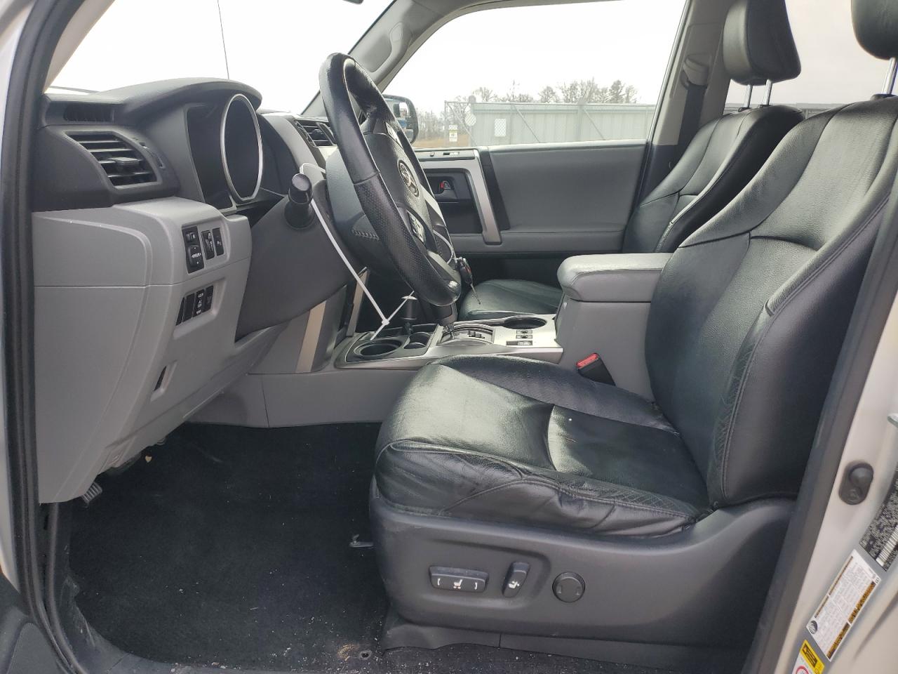 2010 Toyota 4Runner - Image 7