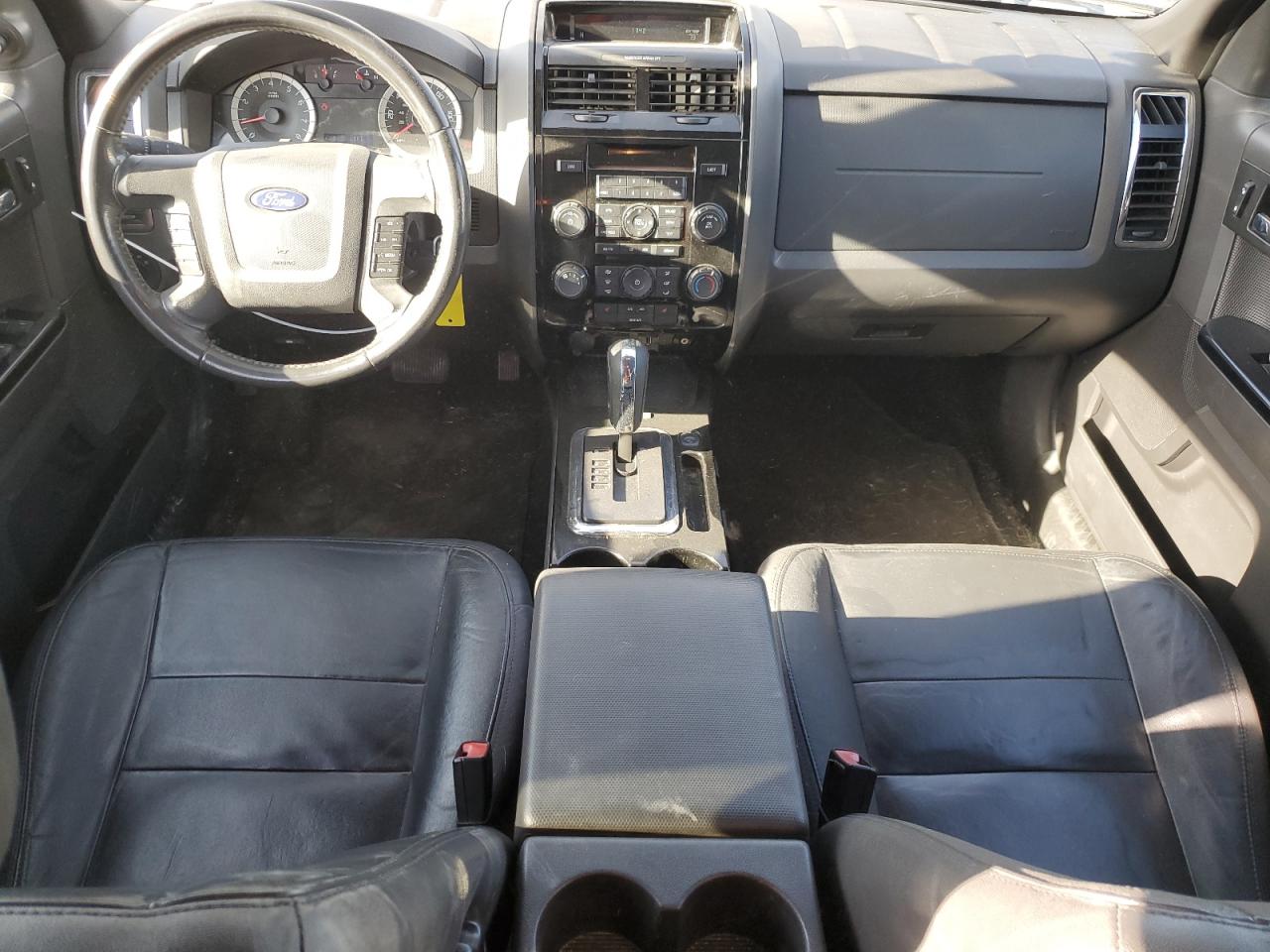 2011 Ford Escape - Image 8
