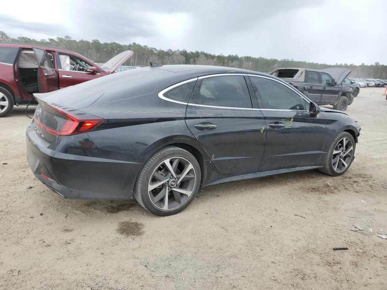 2021 Hyundai Sonata - Image 3