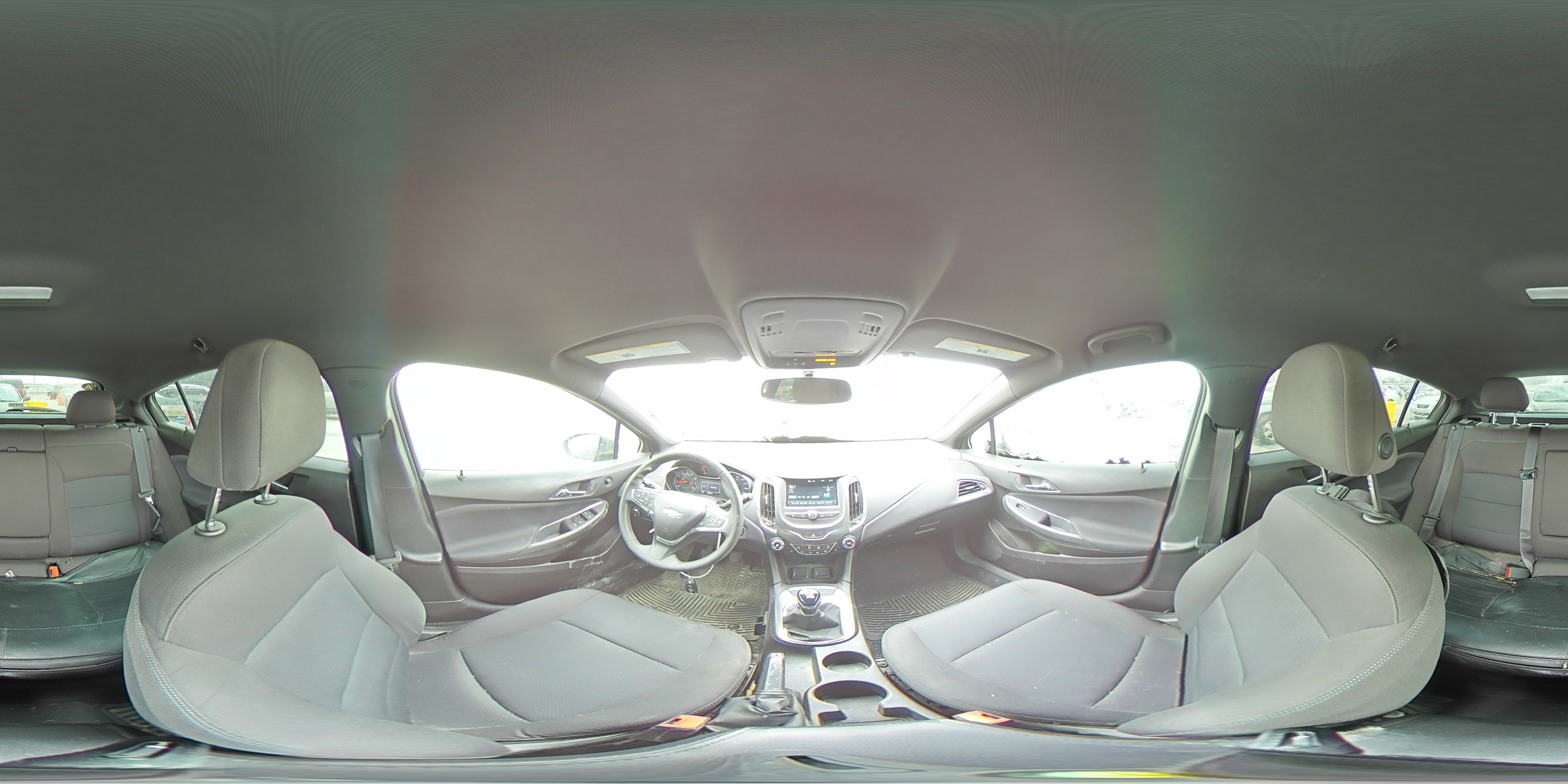 2018 Chevrolet Cruze - Image 13