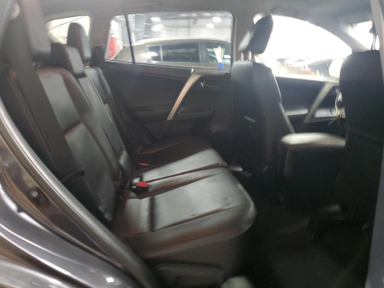 2014 Toyota RAV 4 - Image 10
