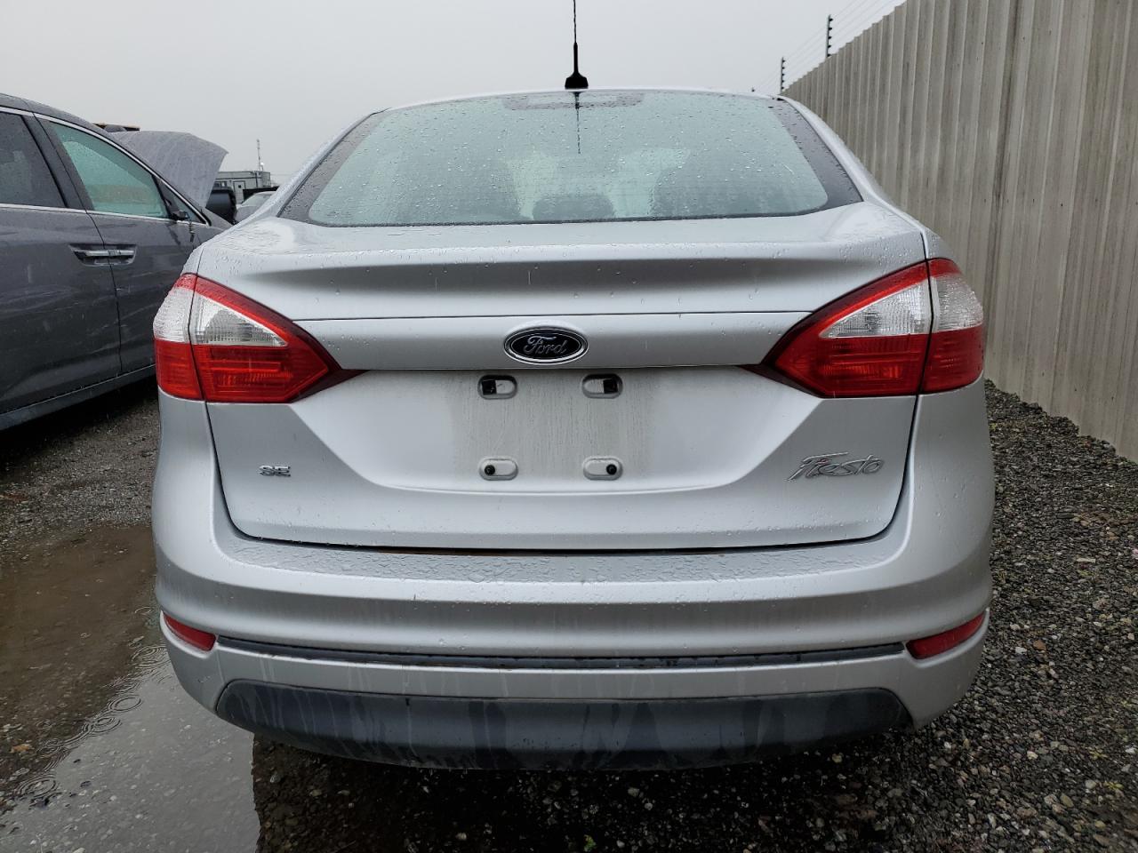 2014 Ford Fiesta - Image 6