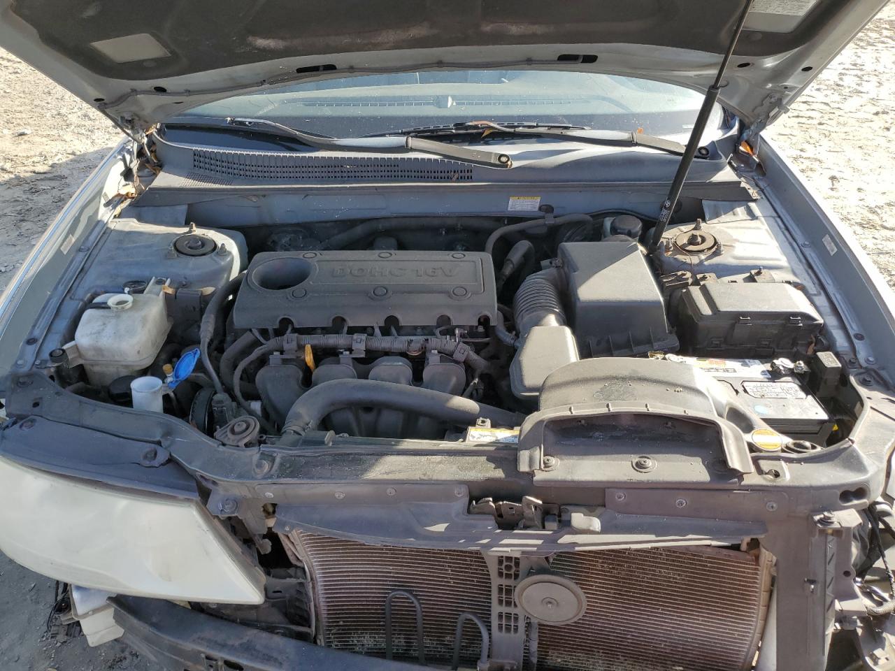 2009 Hyundai Sonata - Image 11