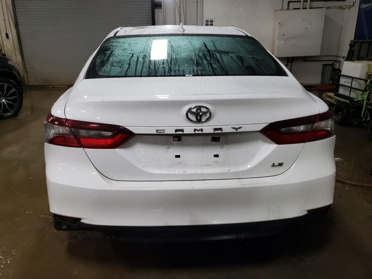 2022 Toyota Camry - Image 6