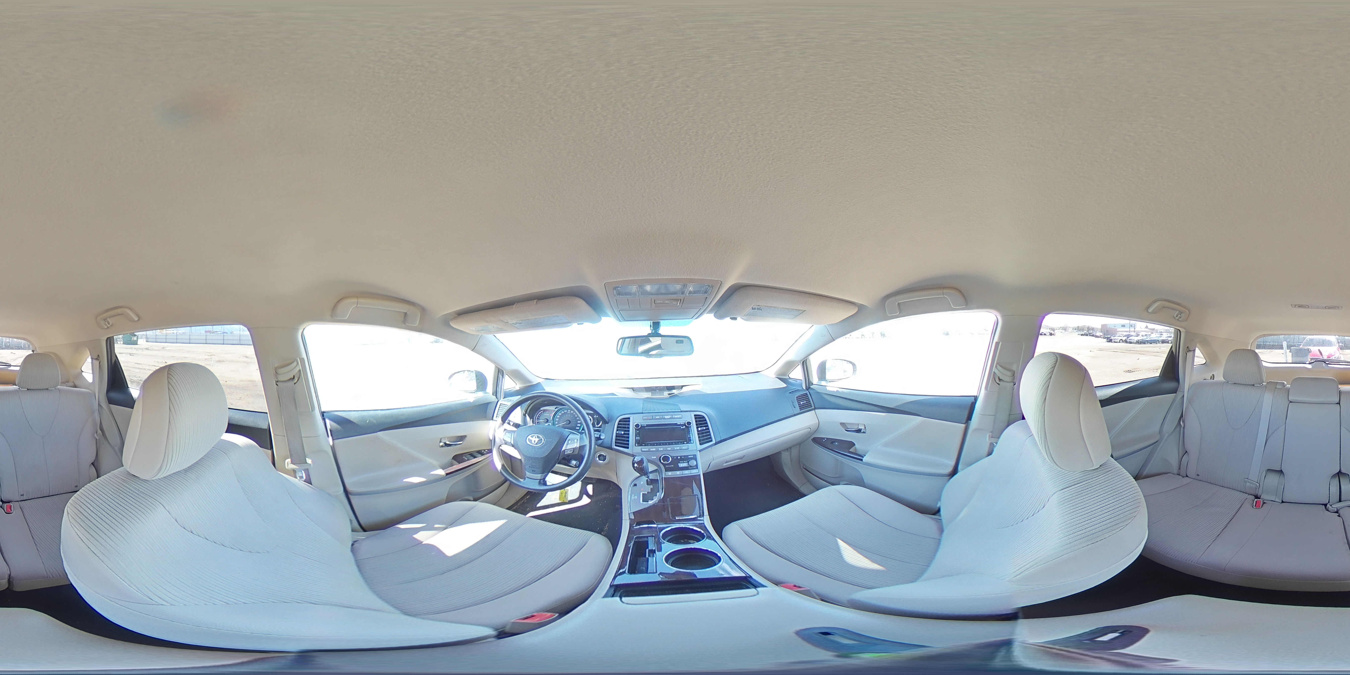 2010 Toyota Venza - Image 14