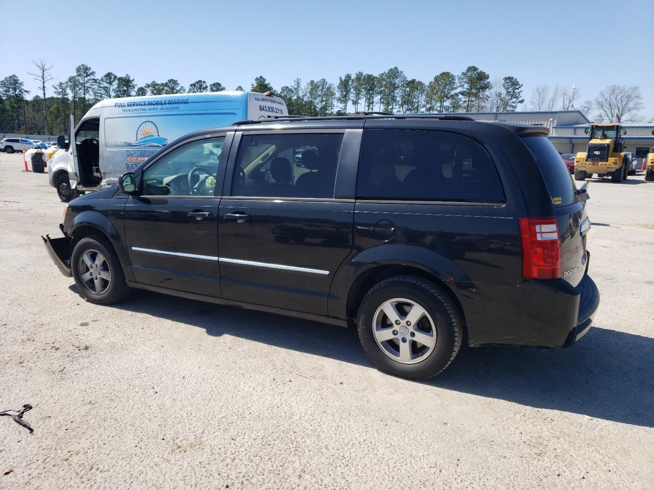 2008 Dodge Caravan - Image 2