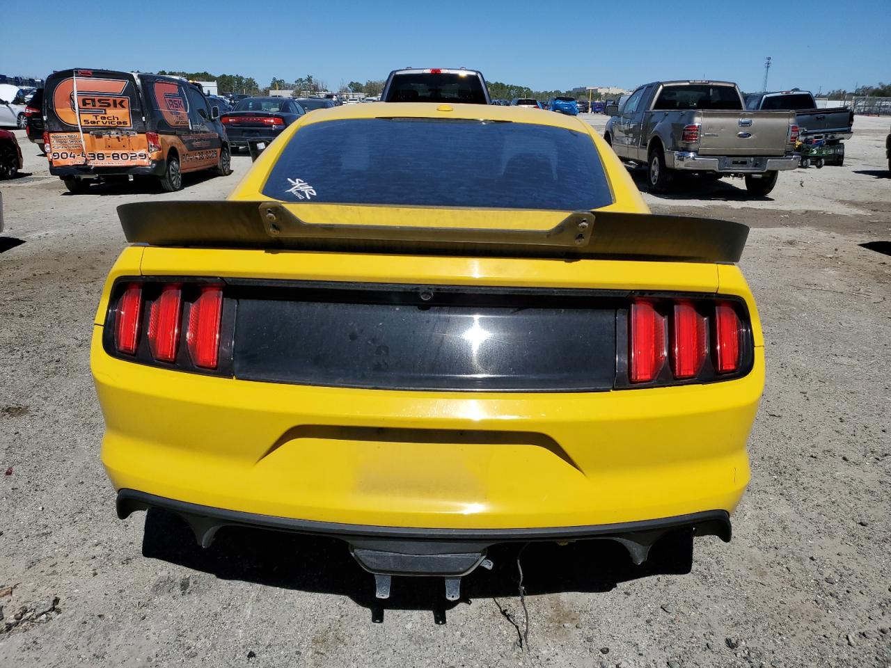 2015 Ford Mustang - Image 6