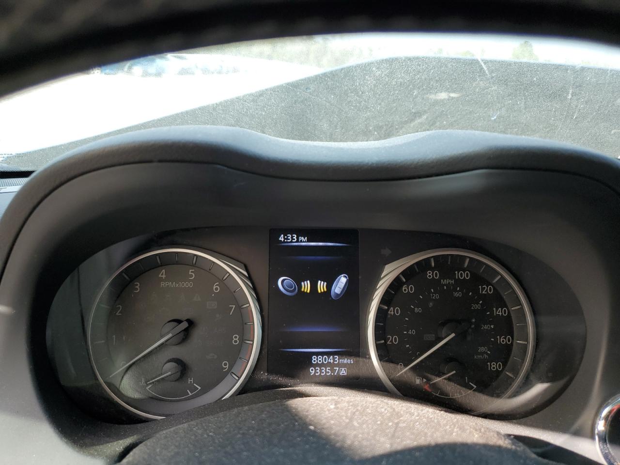 2018 Infiniti Q50 - Image 9