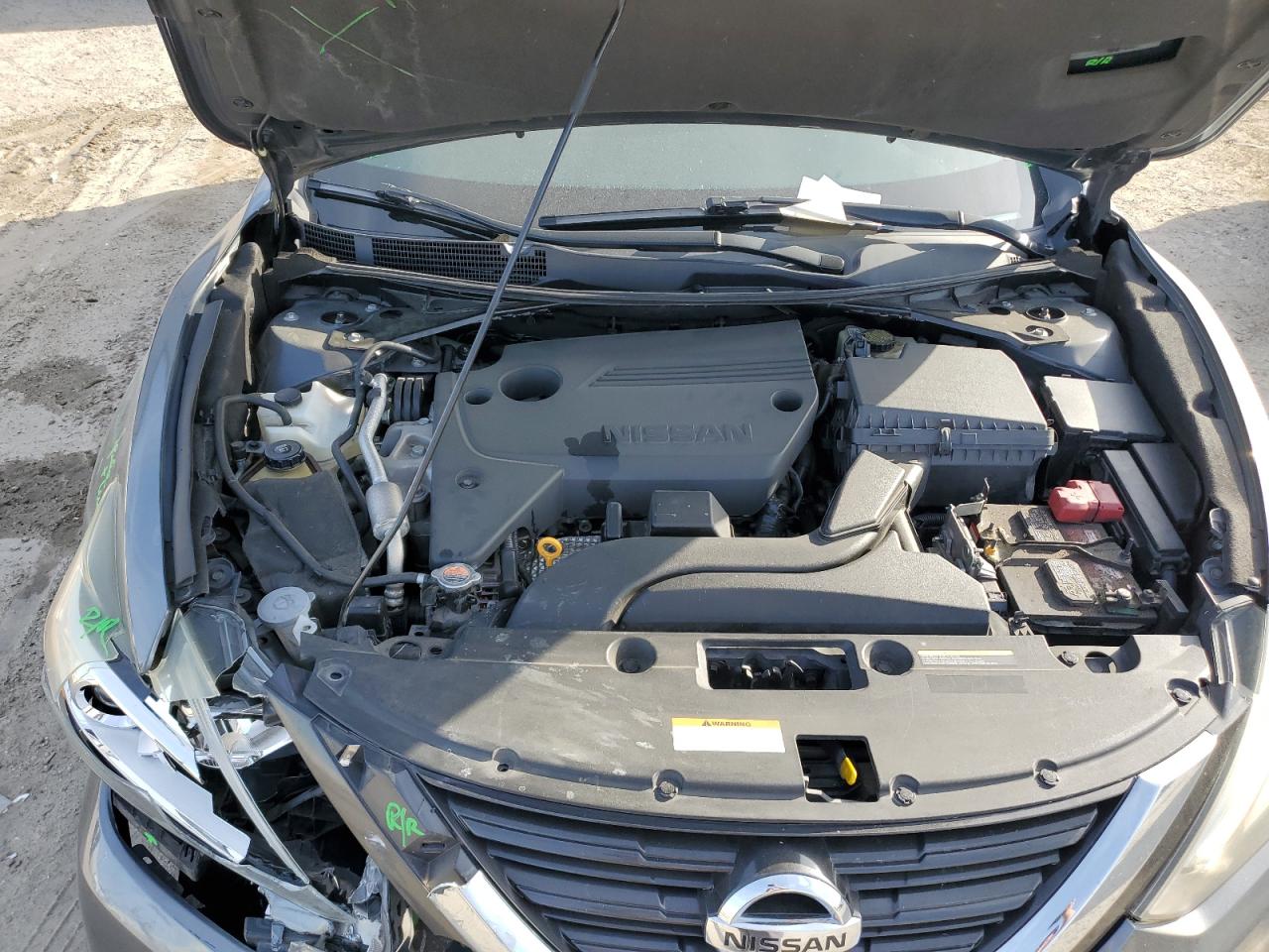 2016 Nissan Altima - Image 11