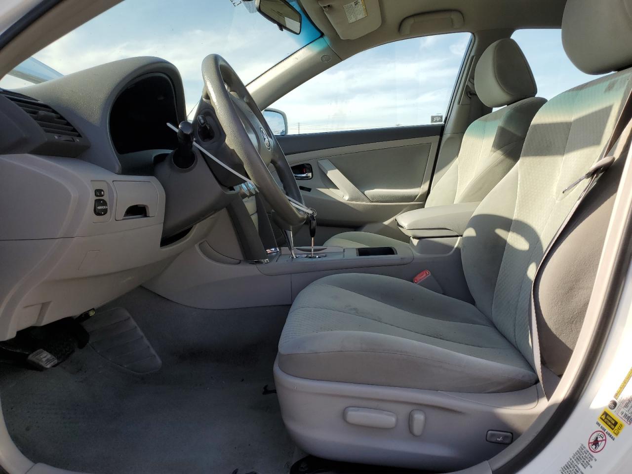 2009 Toyota Camry - Image 7