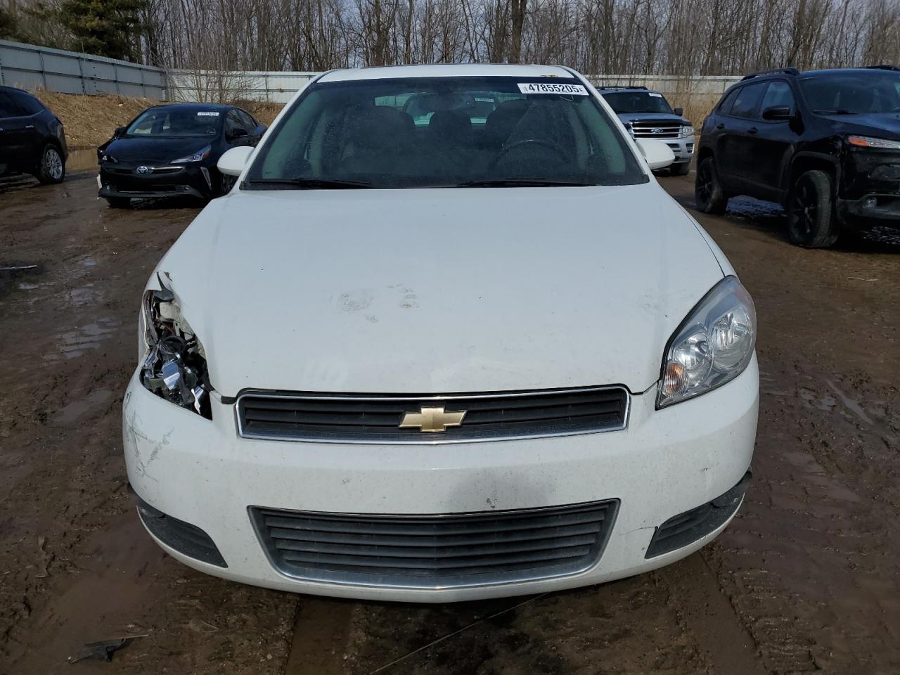 2011 Chevrolet Impala - Image 5