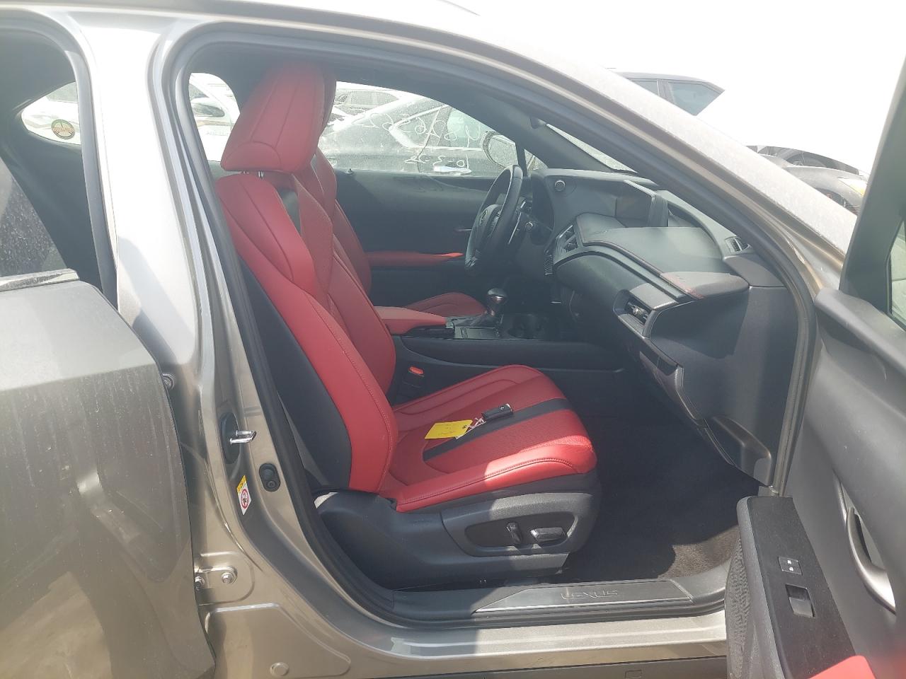 JTHY35BH1K2019401 - 2019 Lexus UX200 - #48265625