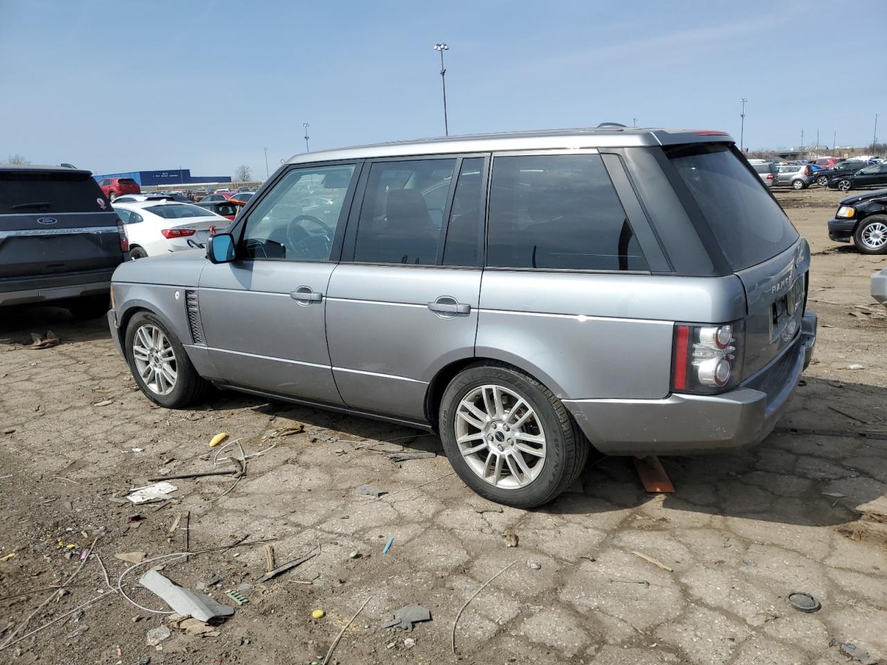 2012 Land Rover Range Rover - Image 2