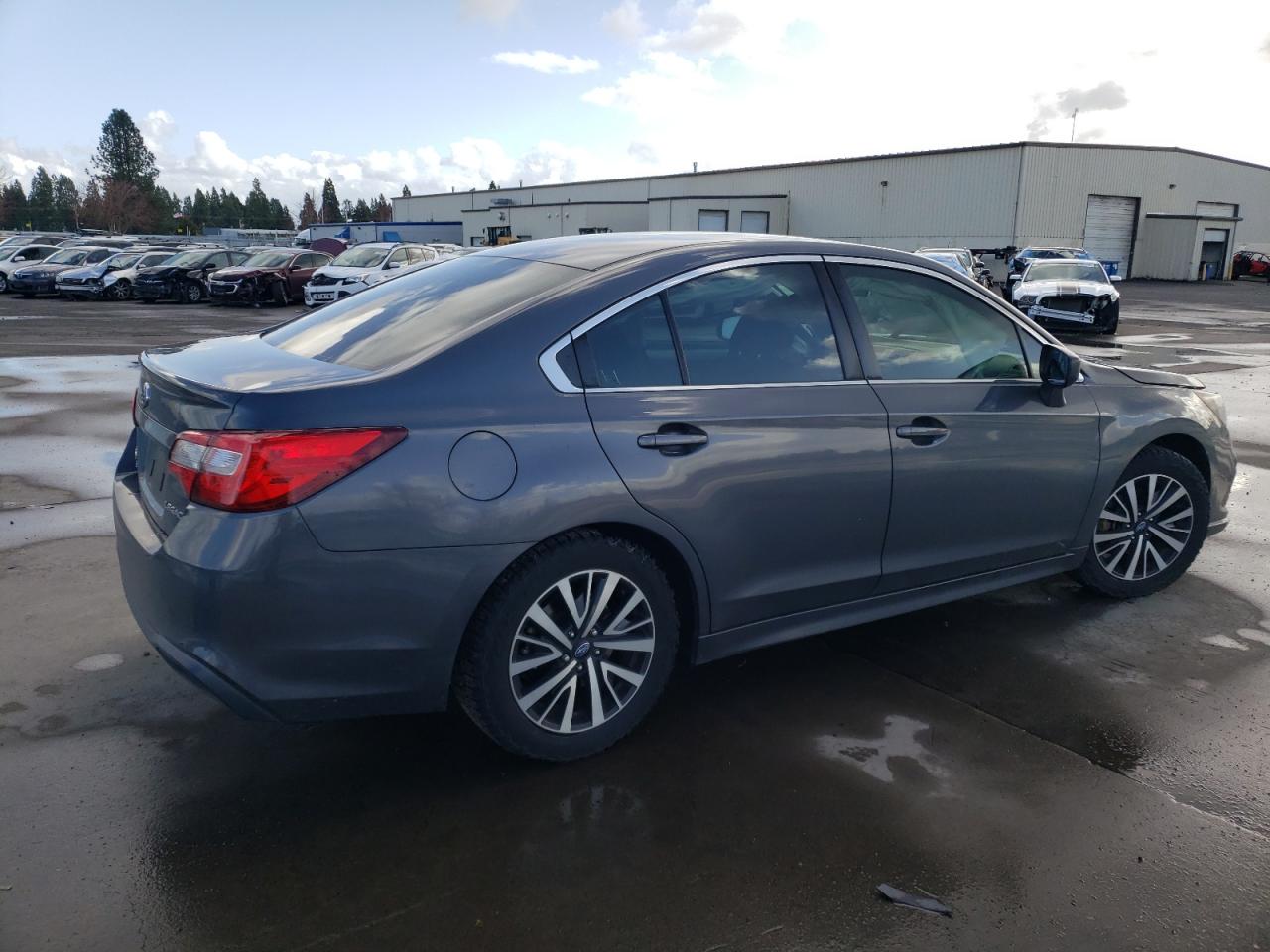 2018 Subaru Legacy - Image 3