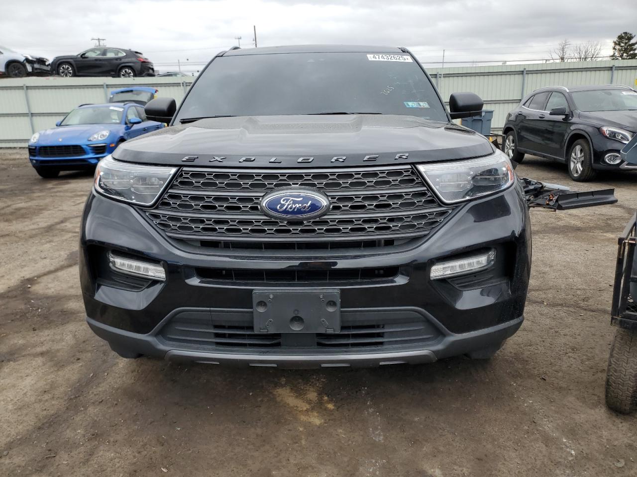 2021 Ford Explorer - Image 5