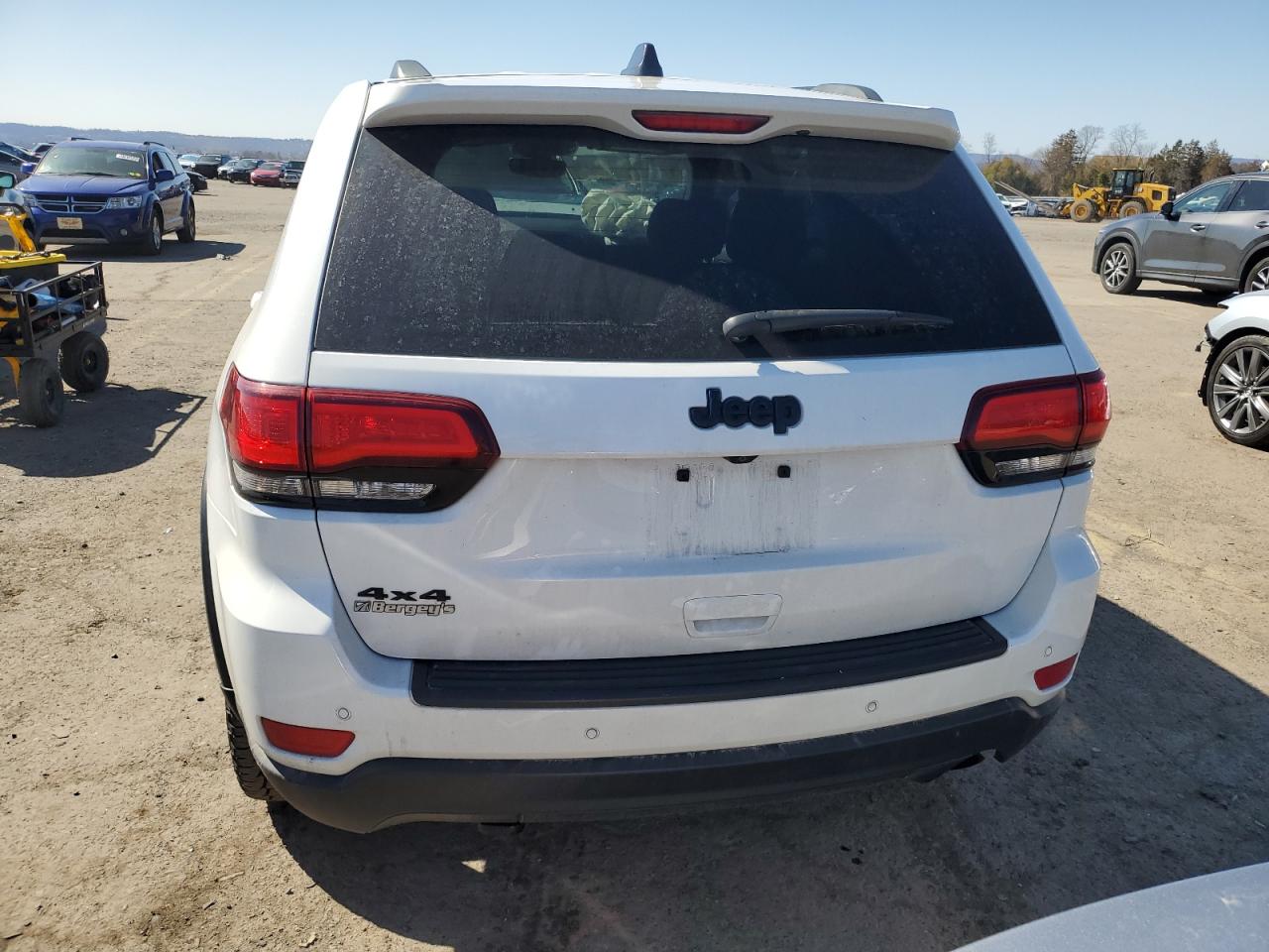 2019 Jeep Grand Cherokee - Image 6