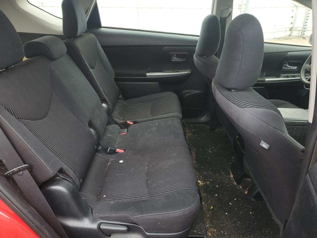 2015 Toyota Prius - Image 10