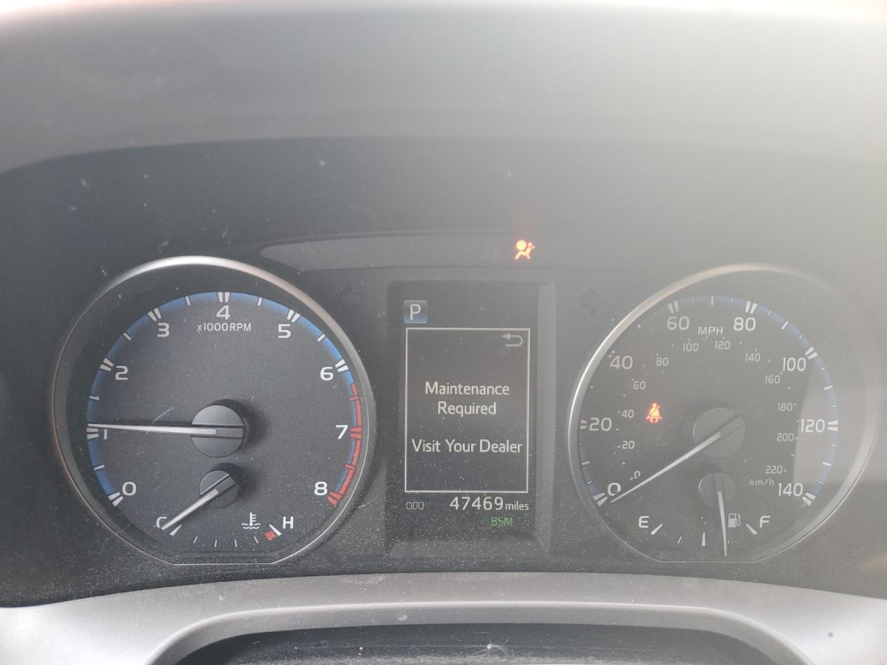 JTMRFREV0JJ179473 TOYOTA RAV4 2018