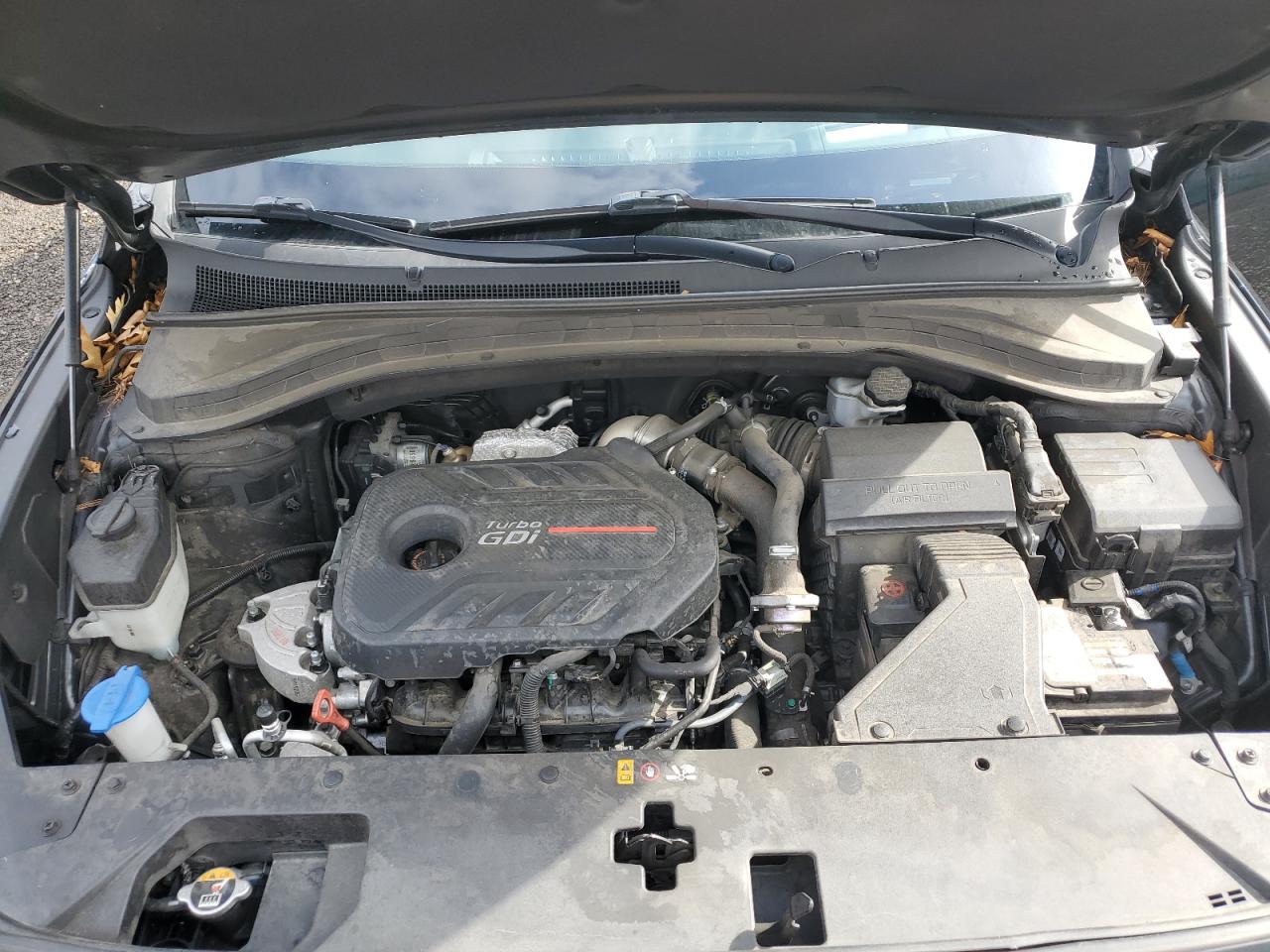 2019 Hyundai Santa Fe - Image 12