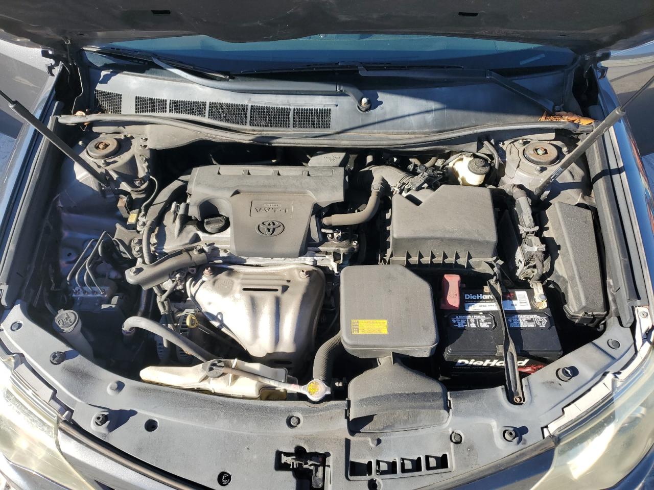 2013 Toyota Camry - Image 11