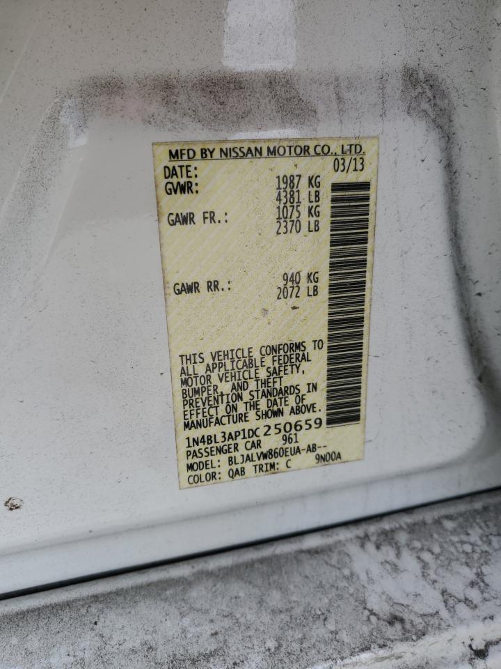 2013 Nissan Altima - Image 12