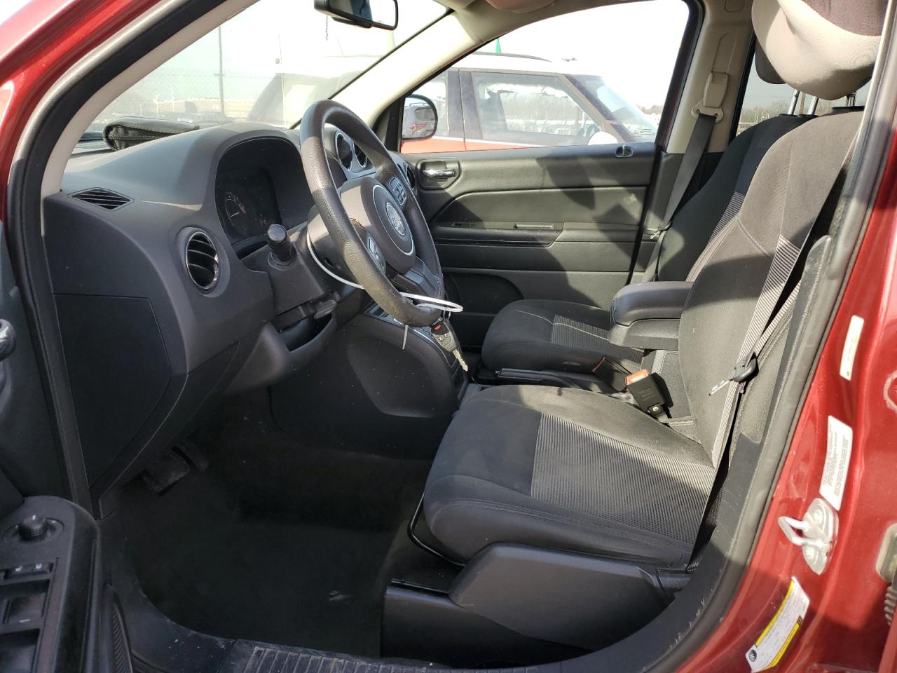 2016 Jeep Compass - Image 7