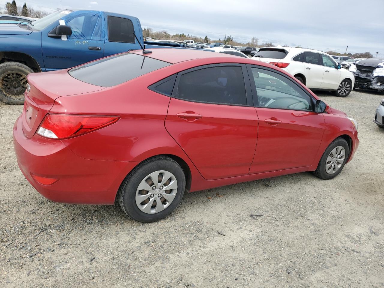 2016 Hyundai Accent - Image 3