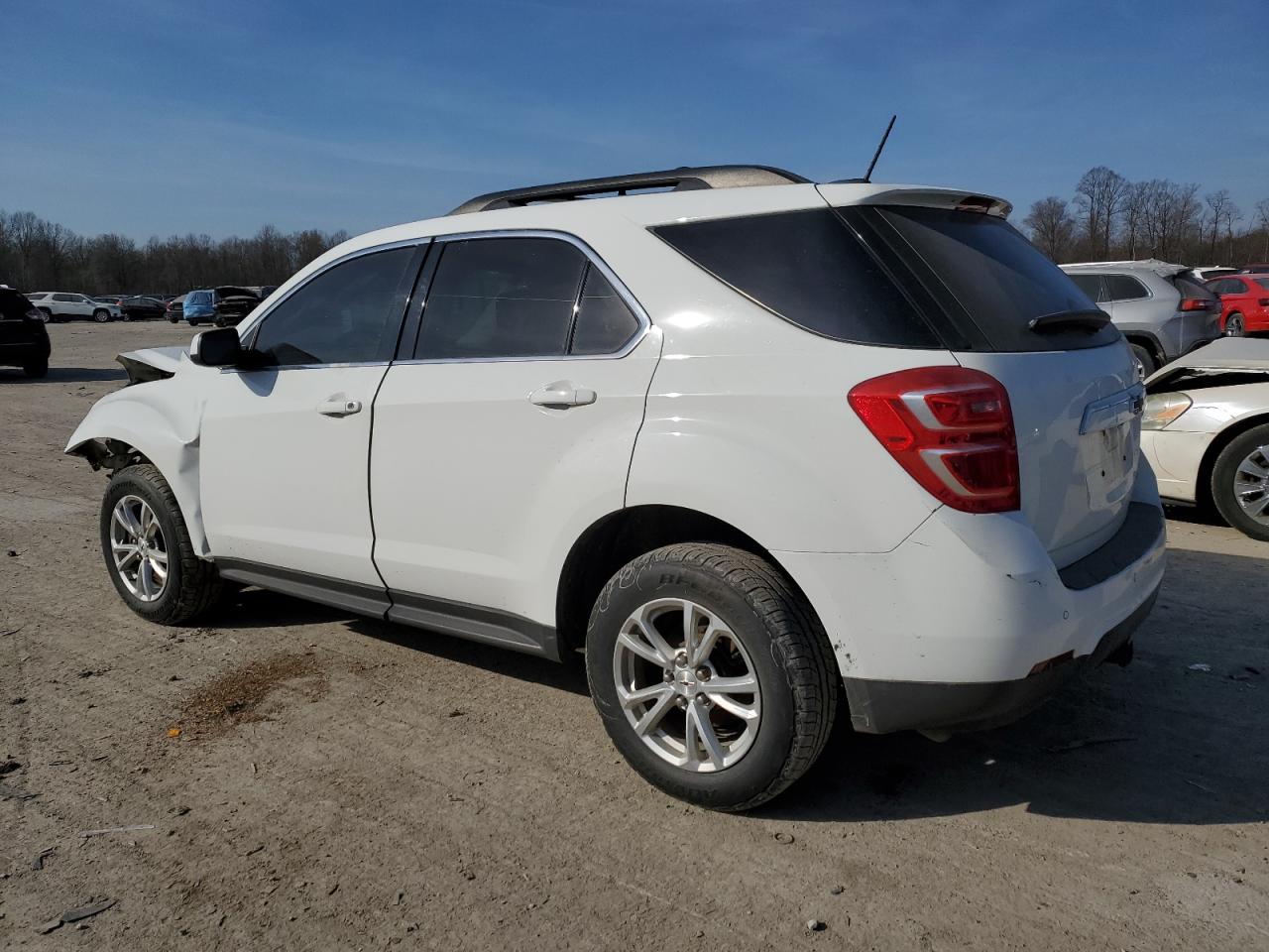 2016 Chevrolet Equinox - Image 2