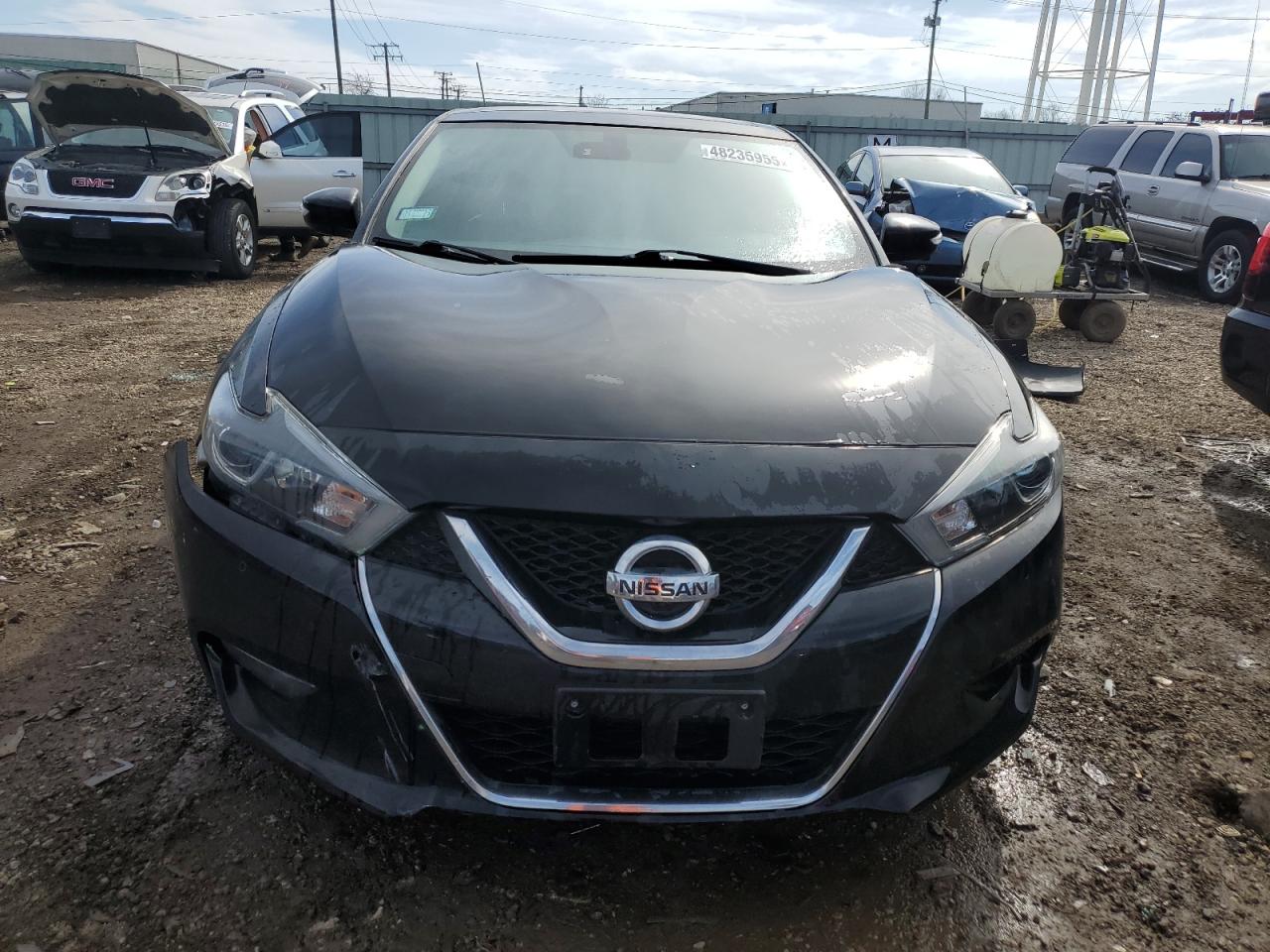 2018 Nissan Maxima - Image 5