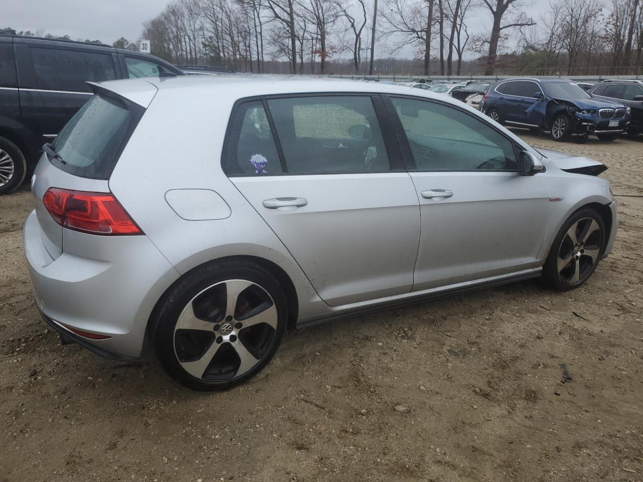 2016 Volkswagen GTI - Image 3
