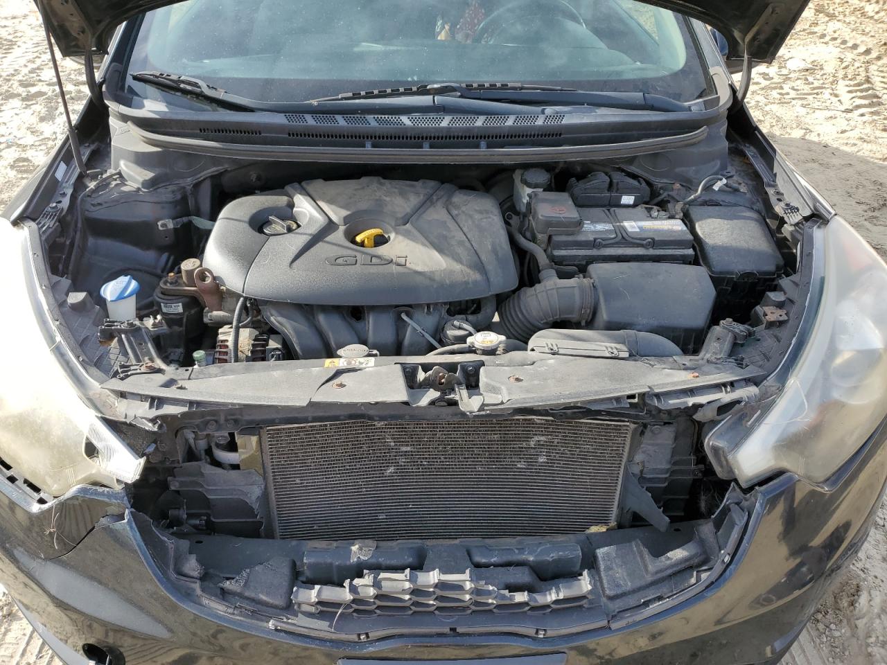 2014 Kia Forte - Image 12