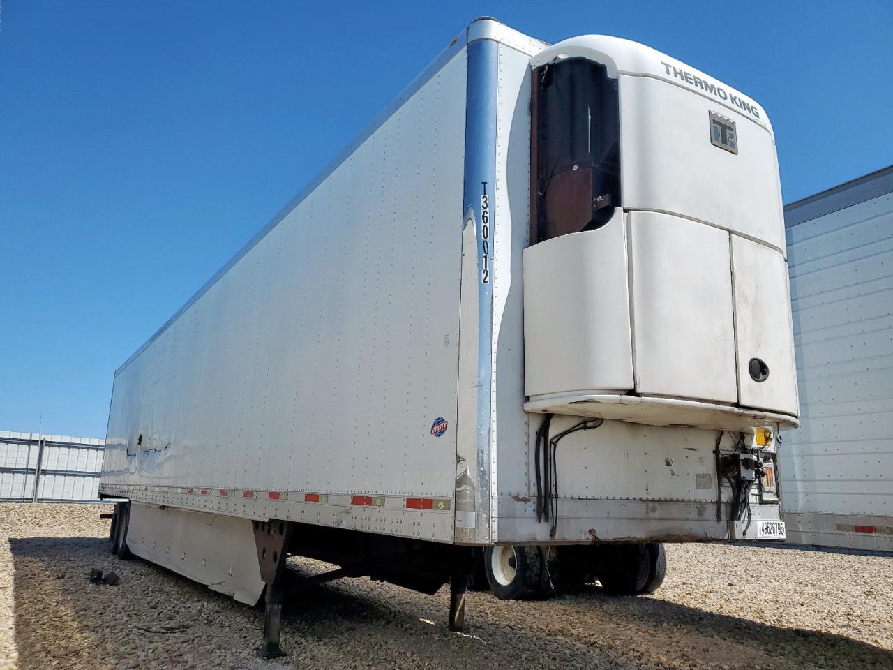 2011 Utility Vs2Ra  Refrigerated Van Trailer for Sale in Grand Prairie, TX - Side