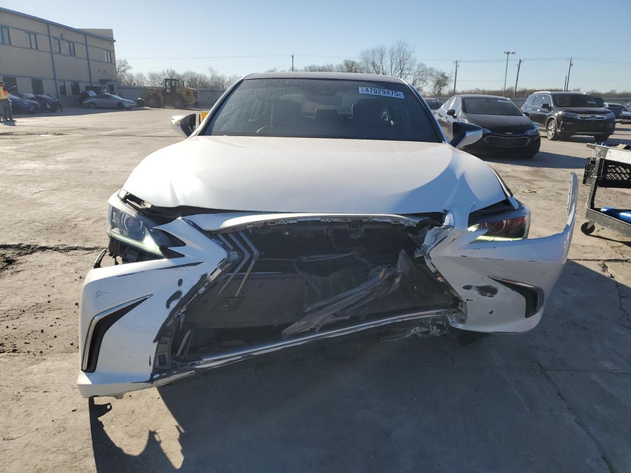 2019 Lexus ES - Image 5