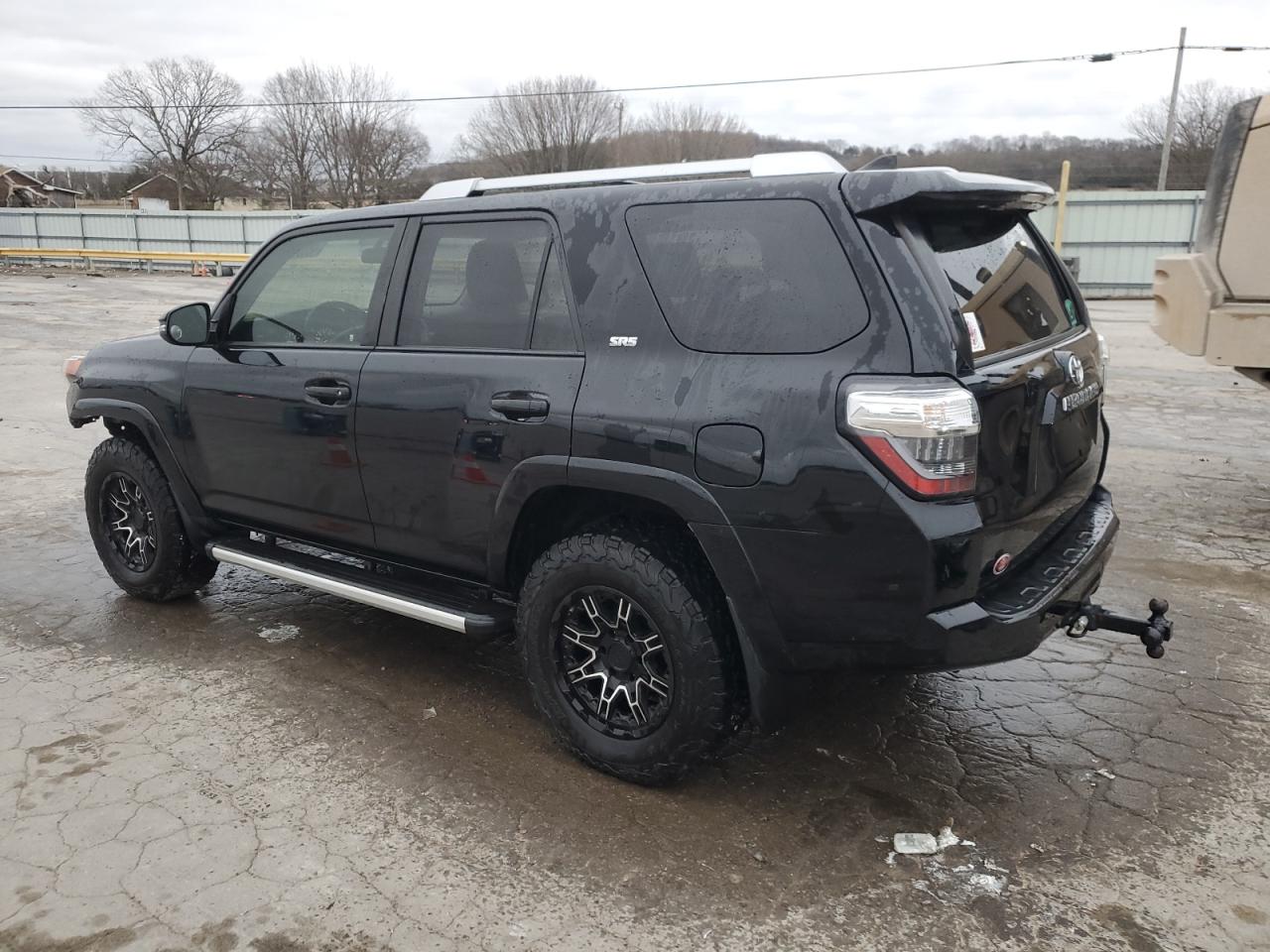 2016 Toyota 4Runner - Image 2